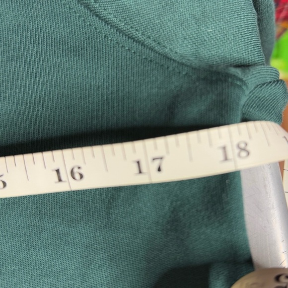 Vineyard vines boy  Green Half-Zip Sweater - Picture 5 of 8